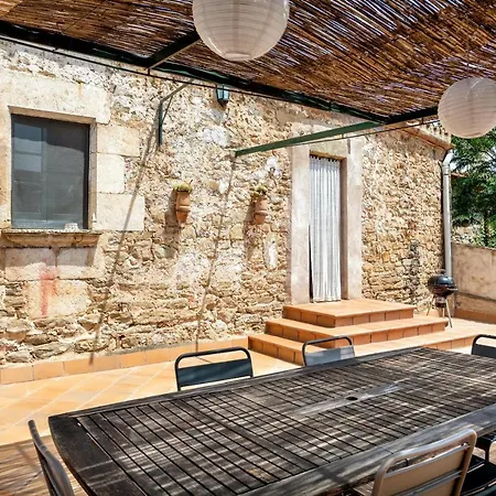 Muni Country house *