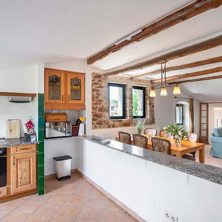 Muni Country house
